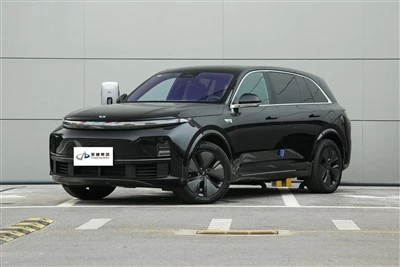 ЛИ АУТО Л7