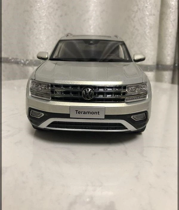 Touron Car Model